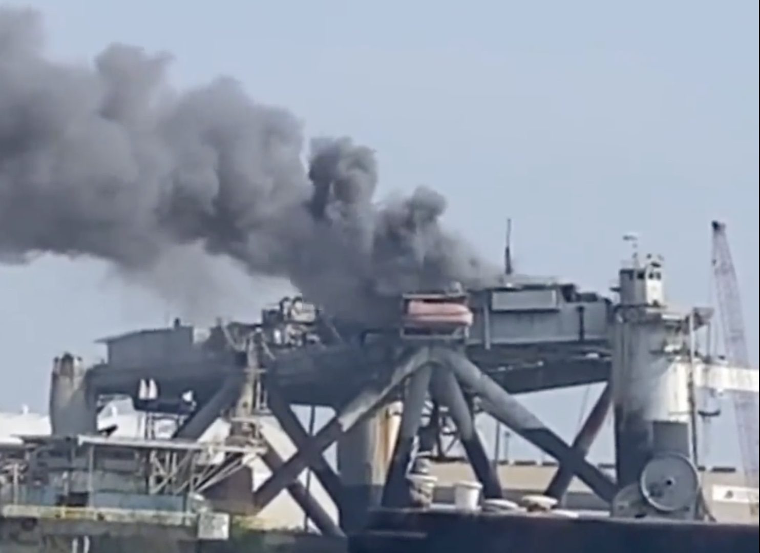 Rig Fire at Mobile, Alabama Scrapyard