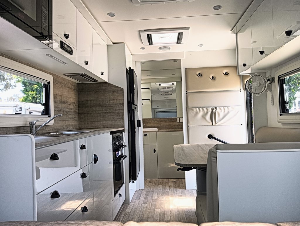 FRANKLIN RAZOR CARAVAN Gold Coast Caravan Sales