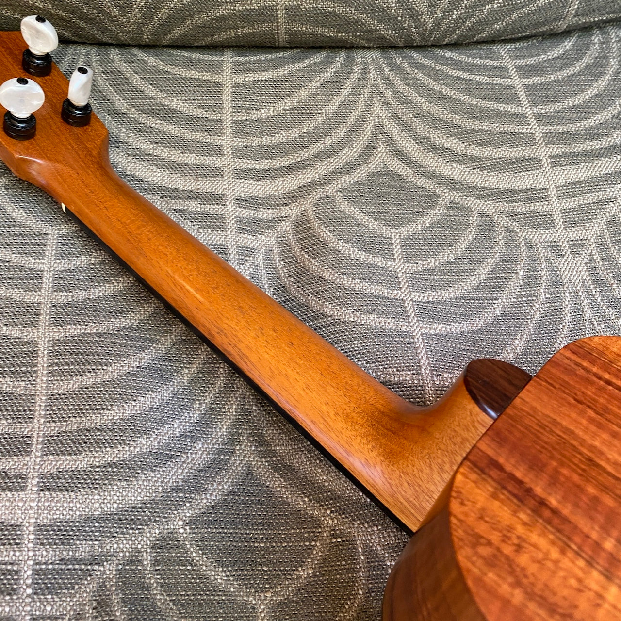 カマカ HB2D コンサートウクレレ ベルシェイプ デラックス 230679 Ukulele Puapua
