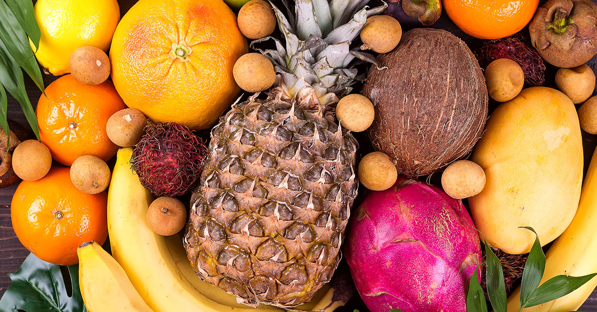 Saudáveis, coloridas e cheias de sabor frutas são