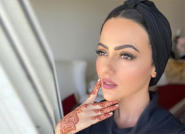 Sana Khan changes her name on social media after her marriage to Mufti
