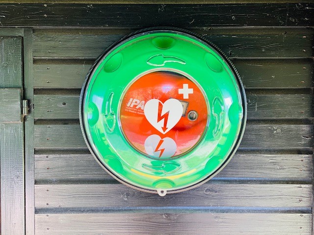 Neu !!! Defibrillatoren GC RheinSieg