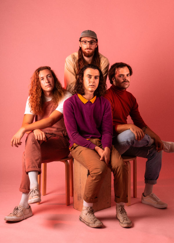 Peach Pit The Sound of the SoCal… From Vancouver The Summit