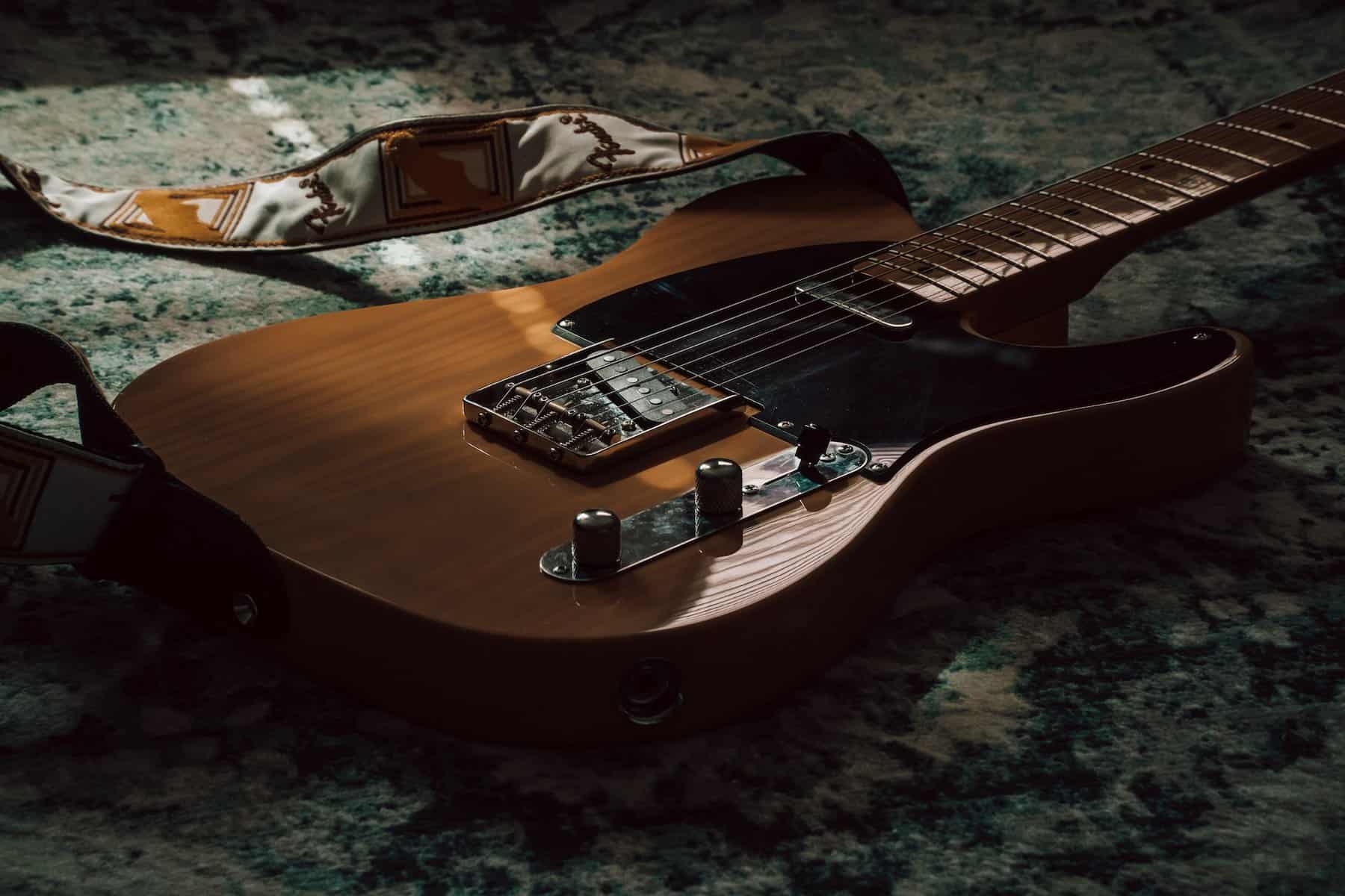 Fender AVRI vs Custom Shop [Main Differences]