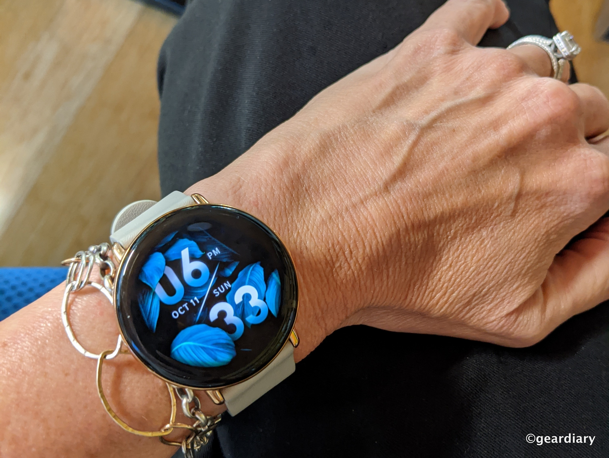 The Huami Zepp E Circle Review A 'SmarterWatch' That Comes