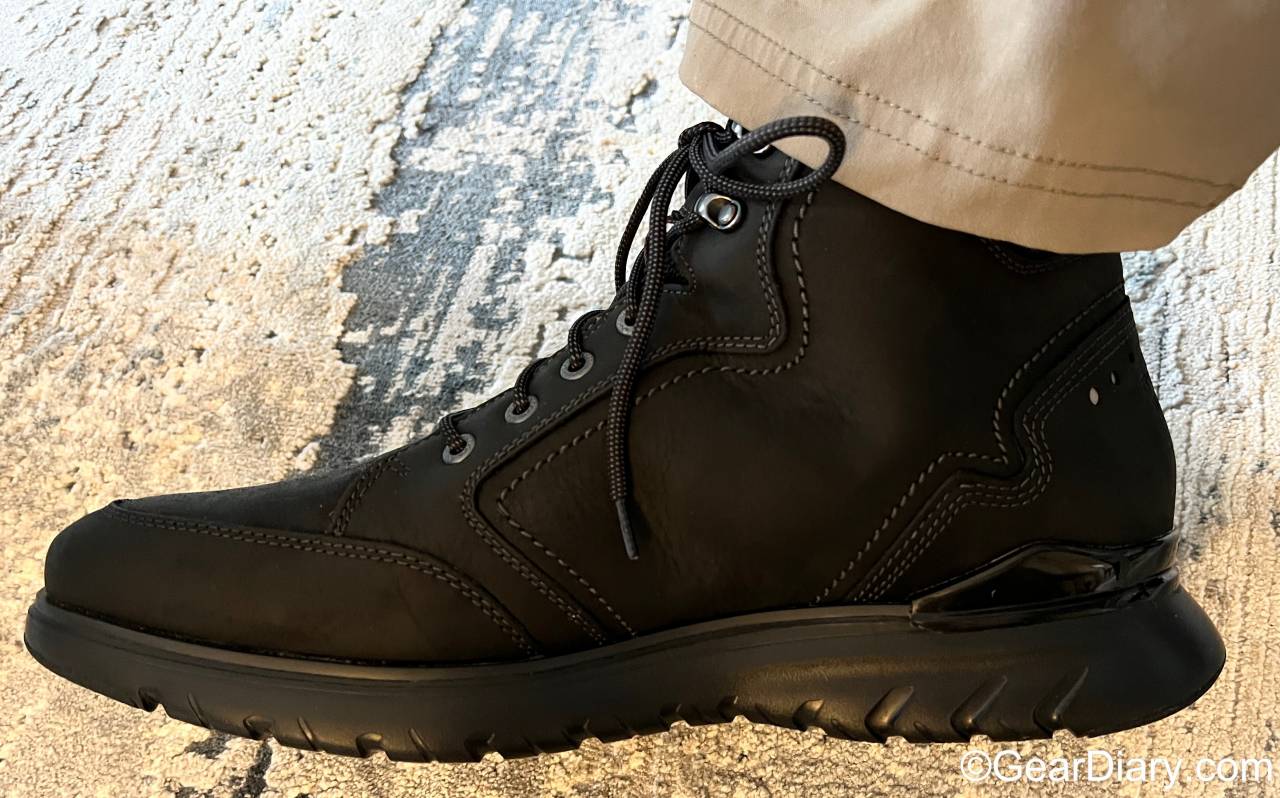 Rockport Men's Total Motion Sport Boot Review Ideal for Winter Hikes