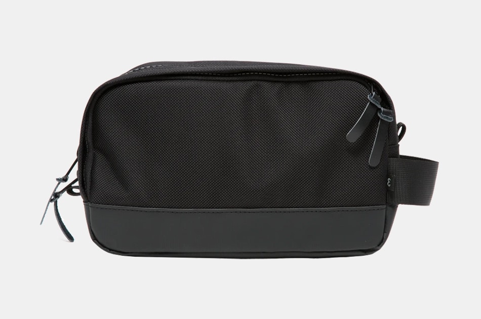 10 Essentials For Your Dopp Kit GearMoose