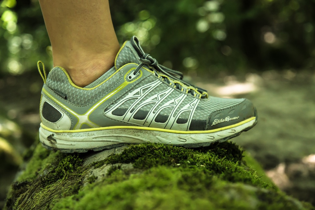 Review Women's Eddie Bauer Highline Trail Pro GEAROGRAPHY