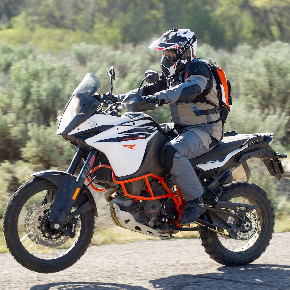 2017 Honda CRF1000L Africa Twin Vs. KTM 1090 Adventure R GearOpen