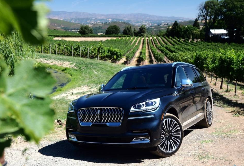 Lincoln allelectric SUV tipped to use Fordbacked Rivian tech