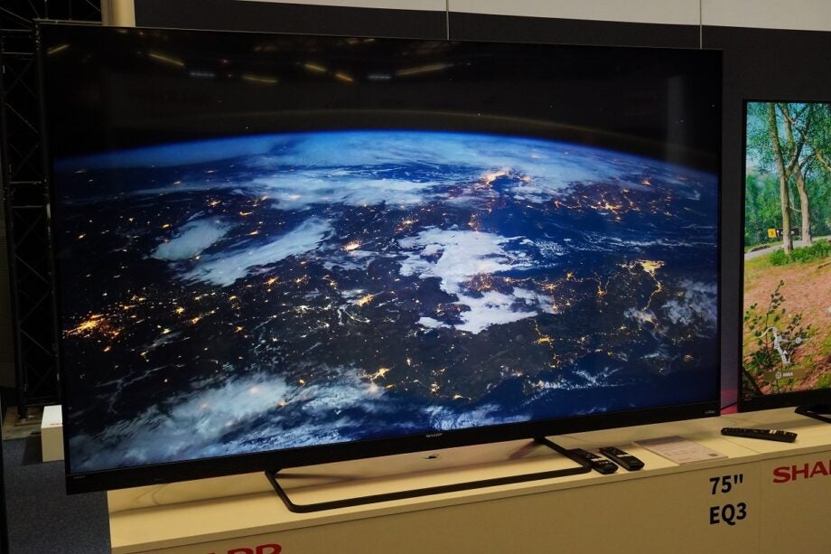 Hands on Sharp EQ3/EQ4 Review