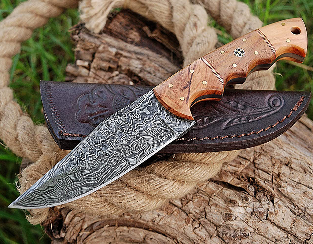 Shopping for Best Hunting Knife? Here’s What to look for!