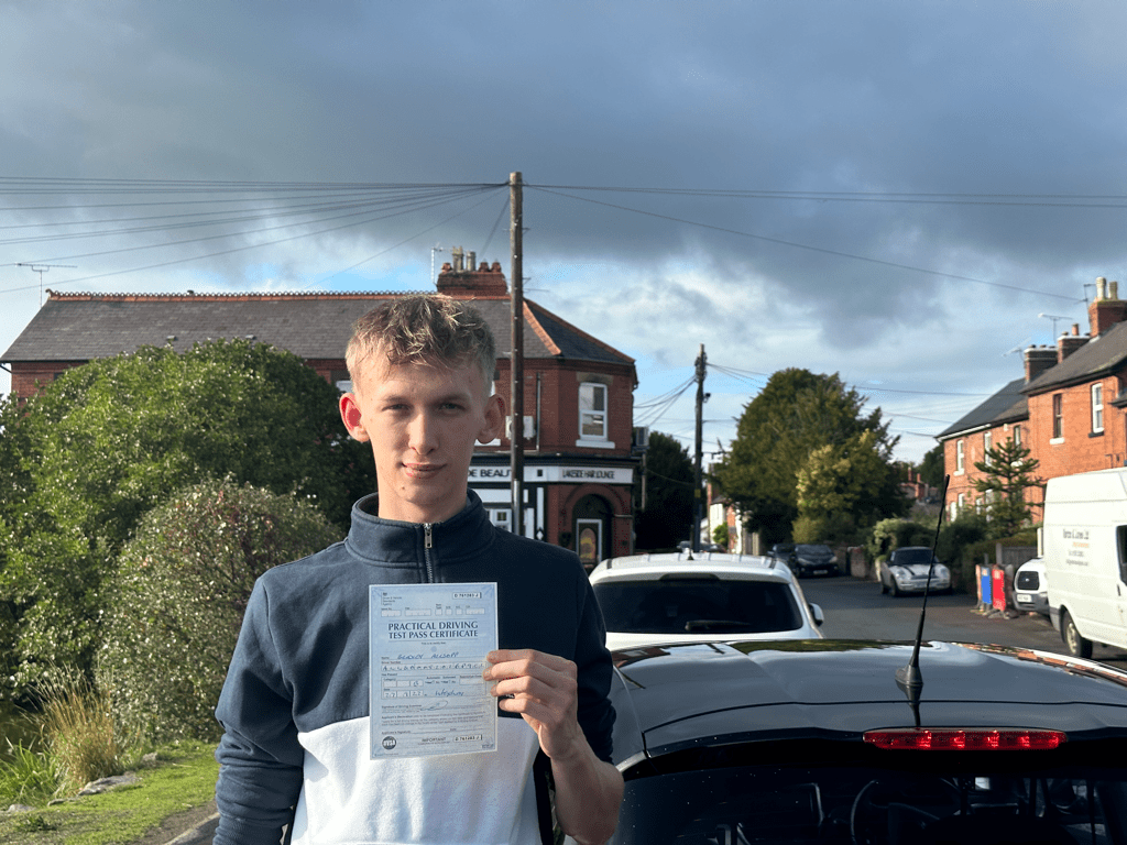 Bradley Allsop Gears Driving Lessons