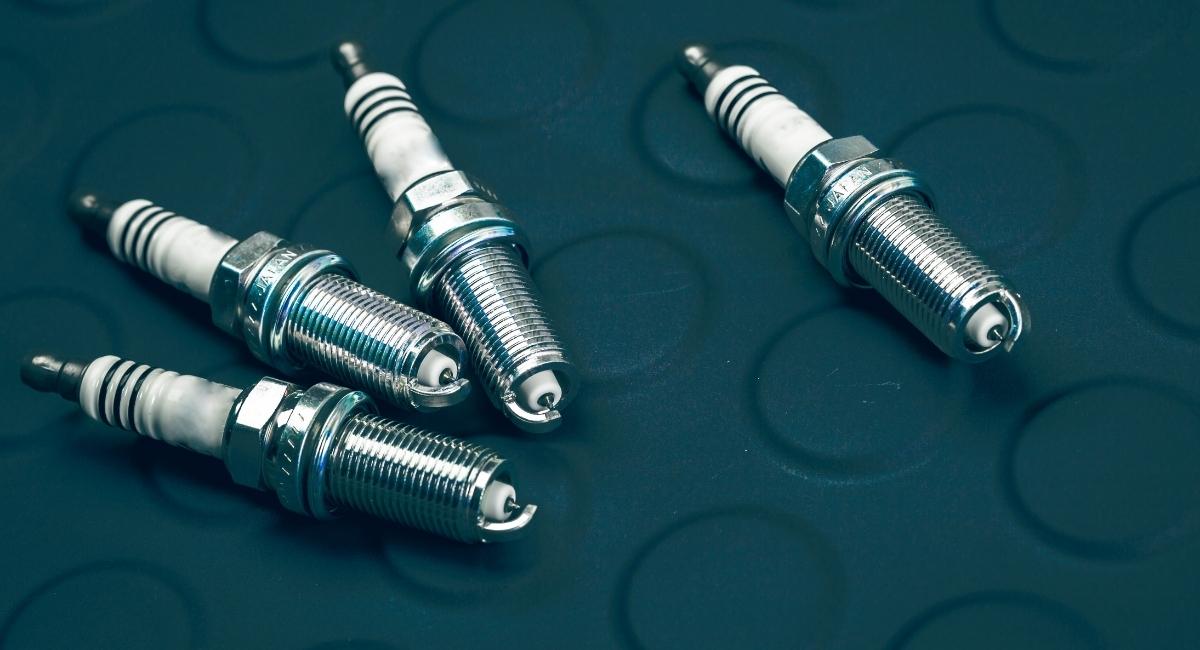 How to Gap Spark Plugs Without Tool [Easy Solution] Gearshift