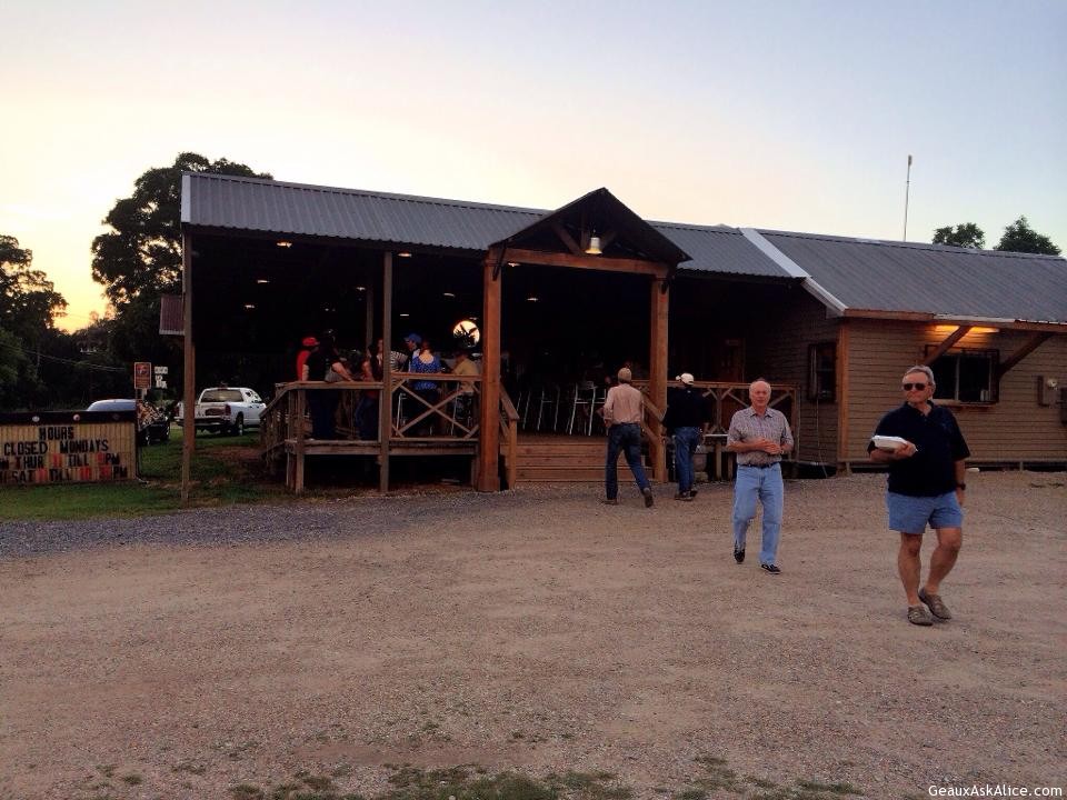 Unique Little Restaurant on Leonville Road (Between Arnaudville and