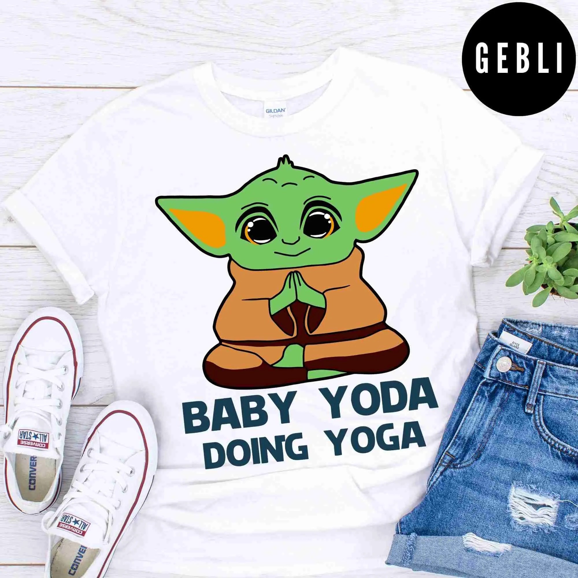 baby yoda doing yoga shirt Gebli