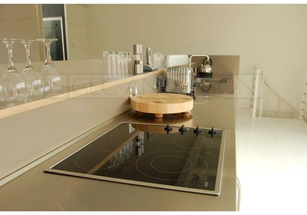 MODEL SOLUTION IN STAINLESS STEEL WORKTOPS GEC Anderson