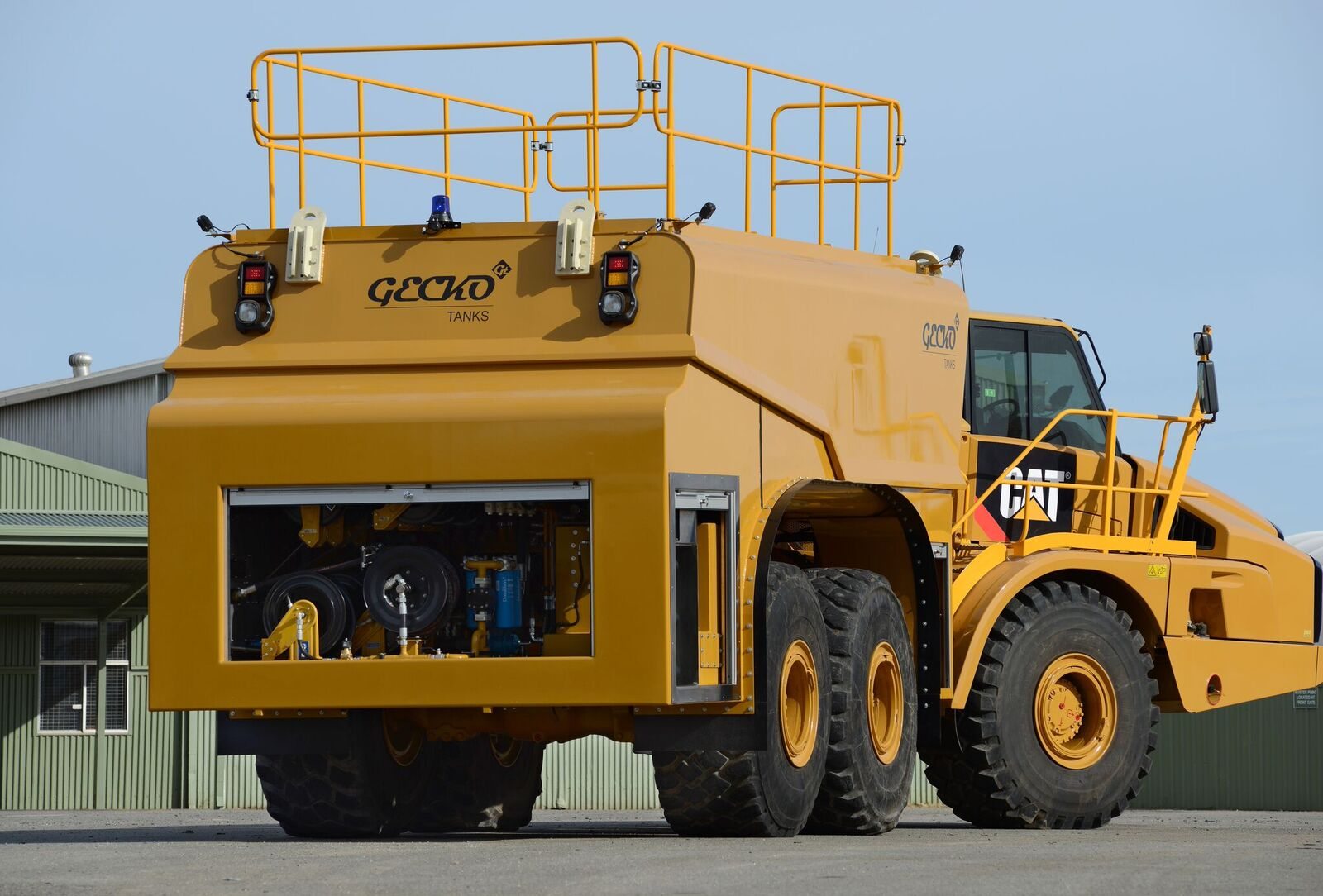 New 740B fuel & lube truck with heating package Service Modules and