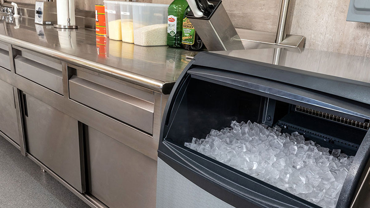 Commercial Ice Machines A Guide to Choosing the Right One for Your