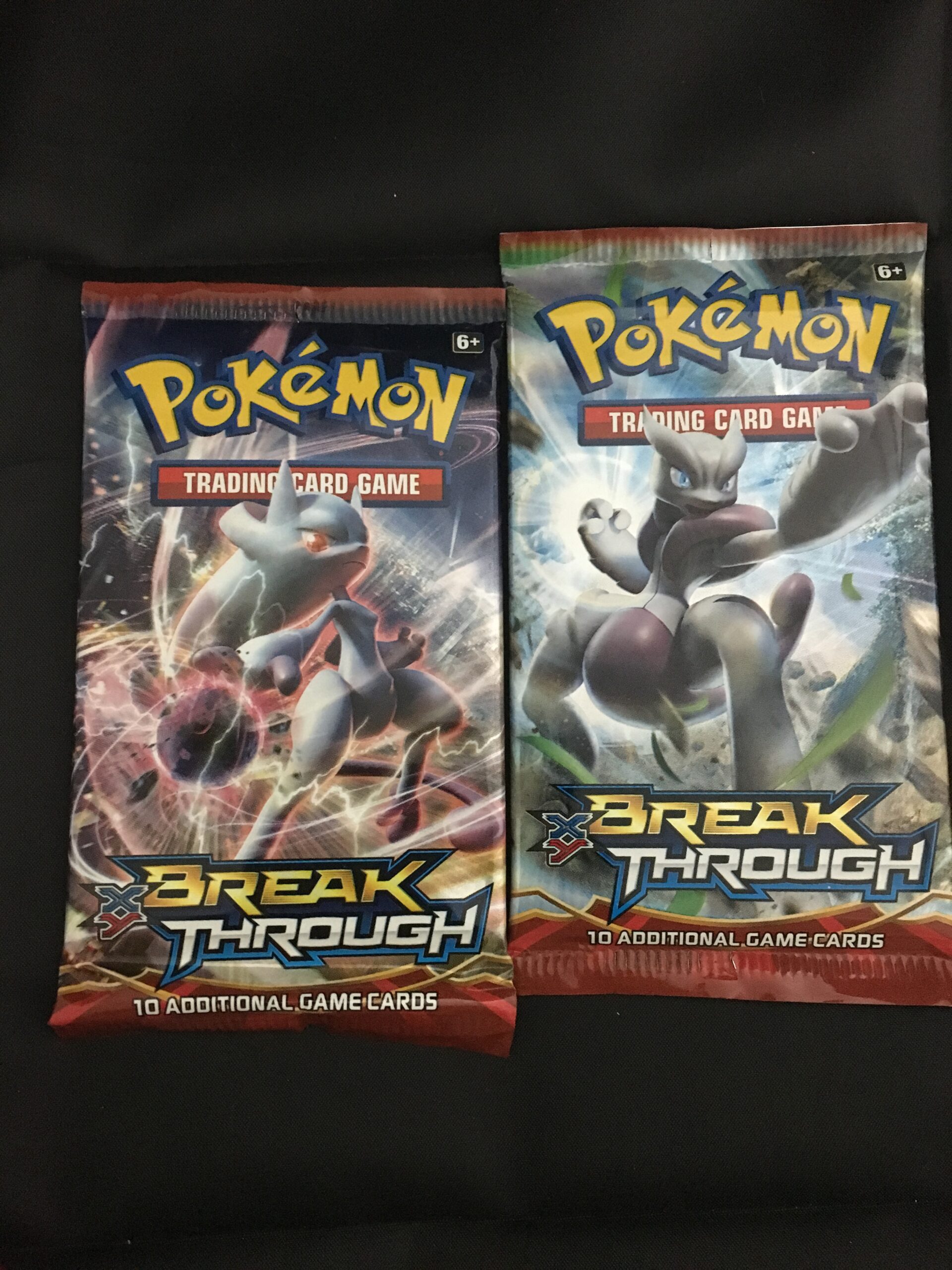 Pokémon Break Through Trading Cards Booster Pack