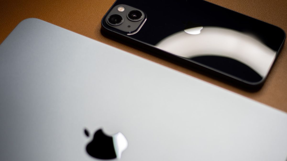 How to Create Slideshows on iPhone or iPad in iOS 16