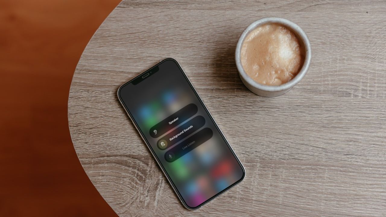 How to Use Apple’s Live Listen Feature on Beats Studio Pro in iOS 17