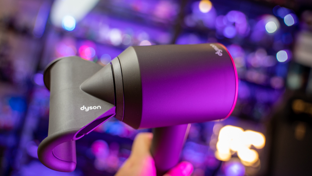 Dyson's New Supersonic Flyaway Attachment Gives Hair A Healthy Shine
