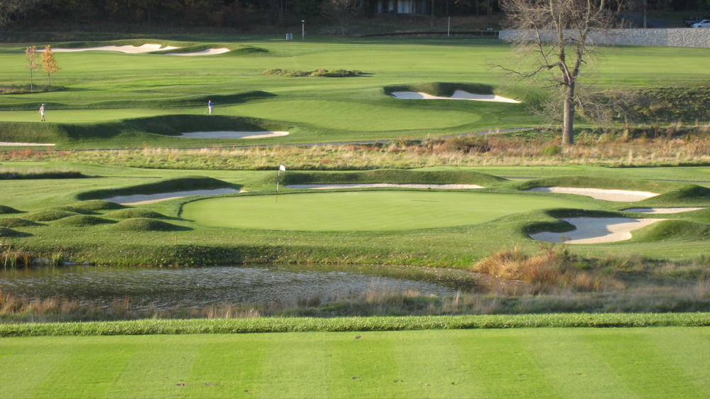 BedfordSpringsMounding GEEKED ON GOLF