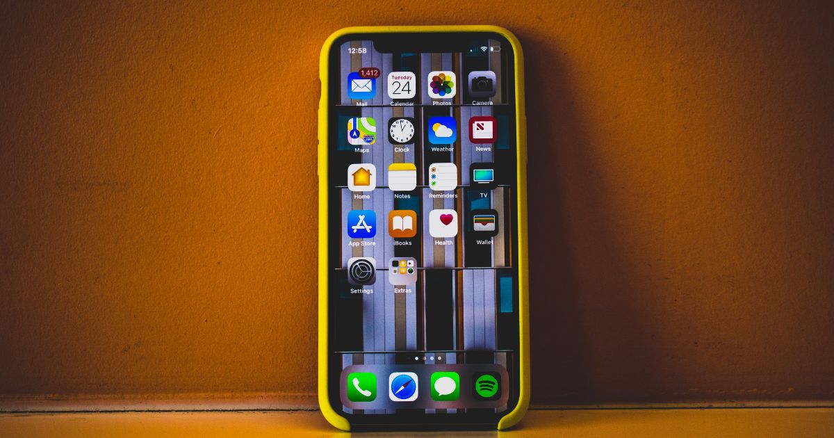 7 Best iPhone Screen Mirroring Apps for 2024 Geekflare