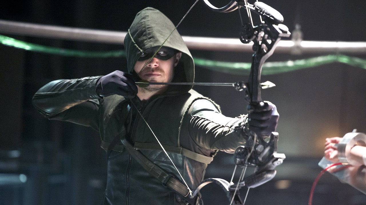 Stephen Amell Shares Throwback To Arrow Training From 10 Years Ago