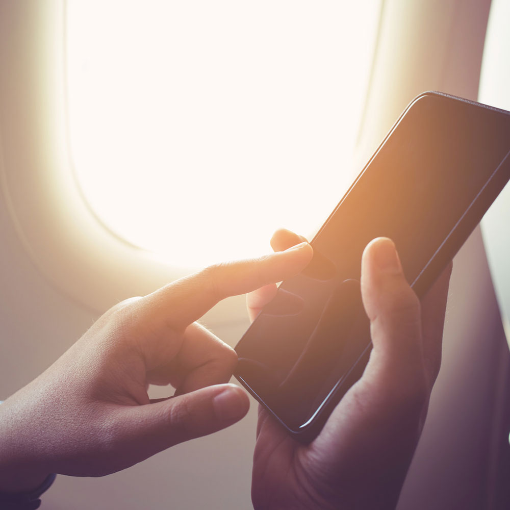 How do you stay in touch when you travel? Geeks2U