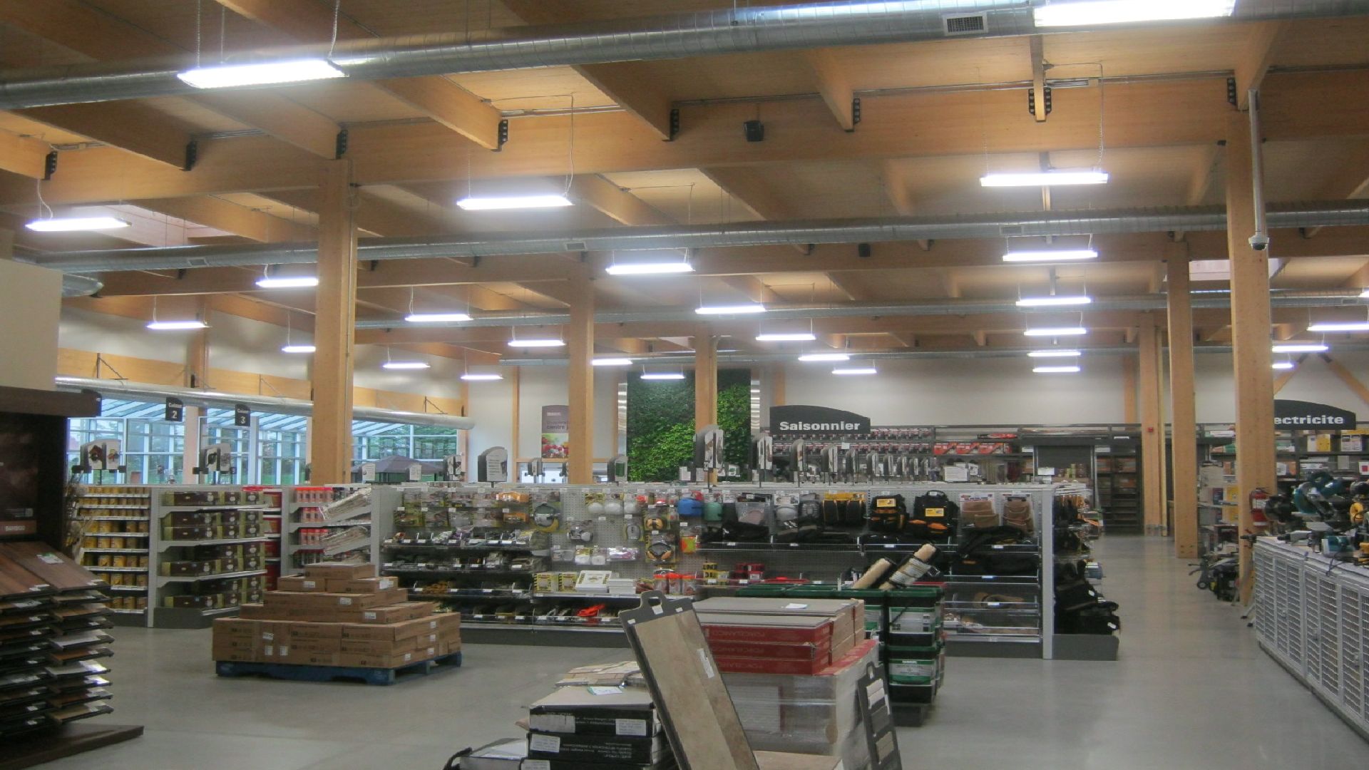 Construction Centre BMR Rénovation SainteAgatheDesMonts, QC (2012