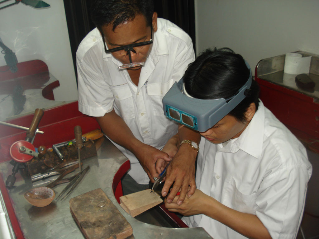 Gemlab Philippines Jewelry and Gemology Training Center