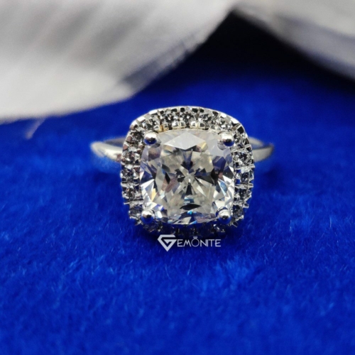 2.50 Ct Colorless VVS1 Cushion Cut Moissanite Engagement Ring 10KT White Gold 2.50 Ct Colorless VVS1 Cushion Cut Moissanite Engagement Ring 10KT White Gold
