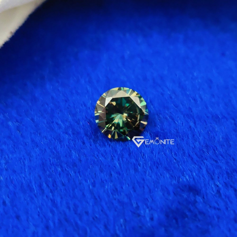 Round Cut Shape Green Loose Moissanite For Jewelry