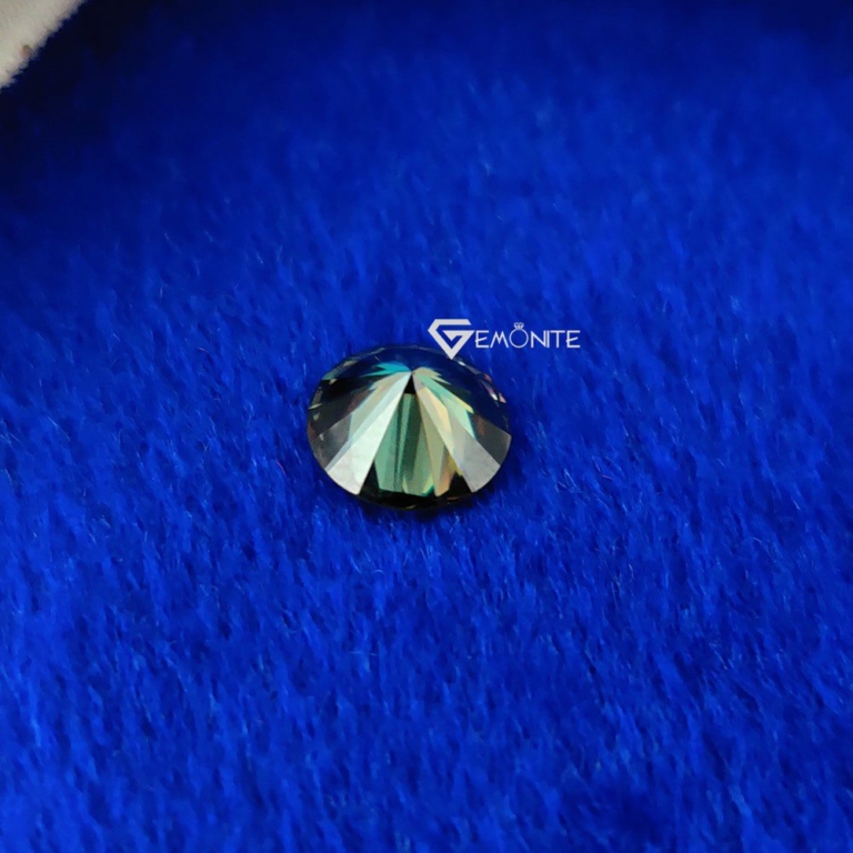 Round Cut Shape Green Loose Moissanite For Jewelry