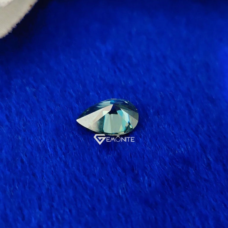 Pear Cut Shape Green Loose Moissanite For Jewelry Pear Cut Shape Green Loose Moissanite For Jewelry