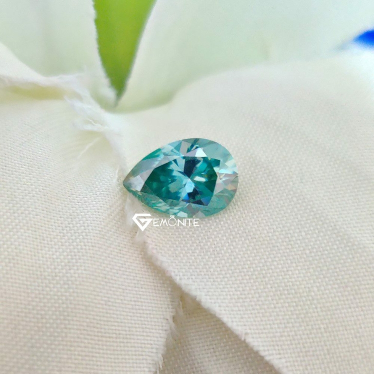 Pear Cut Shape Green Loose Moissanite For Jewelry Pear Cut Shape Green Loose Moissanite For Jewelry