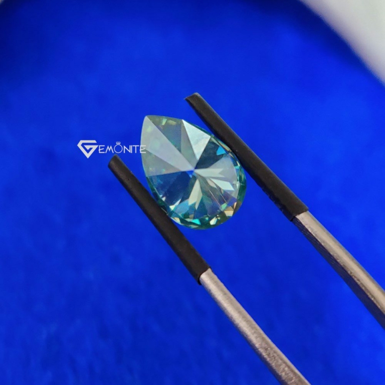 Pear Cut Shape Green Loose Moissanite For Jewelry Pear Cut Shape Green Loose Moissanite For Jewelry