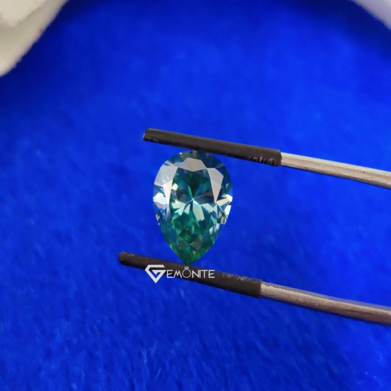 Pear Cut Shape Green Loose Moissanite For Jewelry Pear Cut Shape Green Loose Moissanite For Jewelry