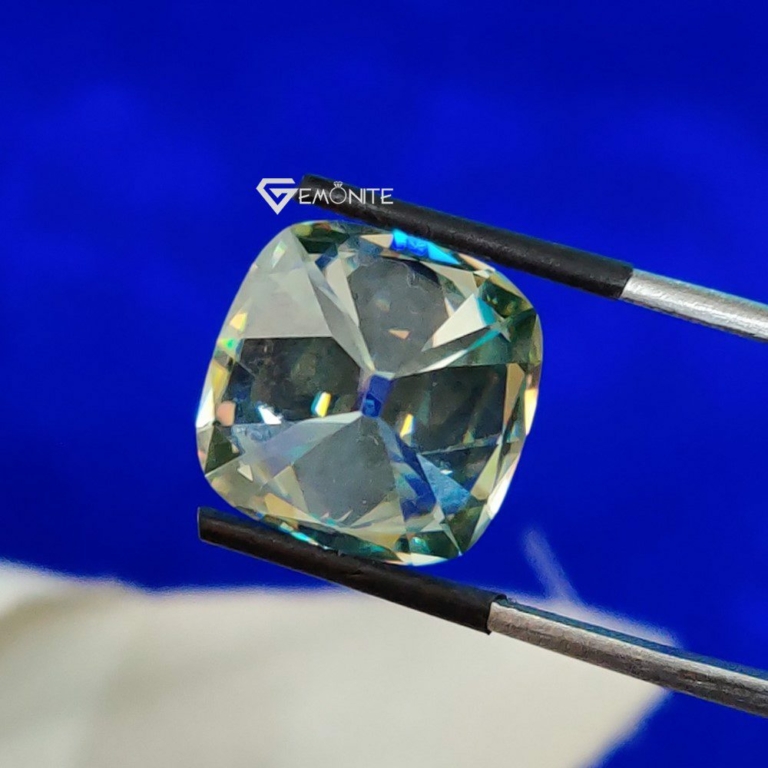 Cushion Cut Shape Blue Loose Moissanite For Jewelry