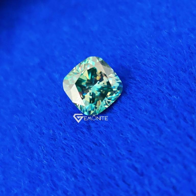 Cushion Cut Shape Green Loose Moissanite For Jewelry