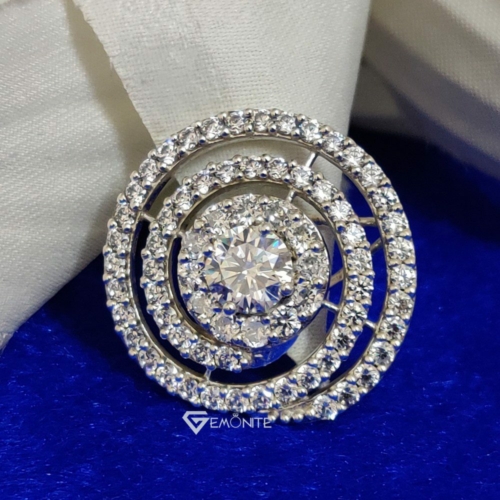 Pendant 1.60 Ct Circle Style Round Cut VVS1 Clarity Moissanite Engagement Pandant | Wedding Pandant | Yello Gold Pendant, Bridal Pendant Pendant 1.60 Ct Circle Style Round Cut VVS1 Clarity Moissanite Engagement Pandant | Wedding Pandant | Yello Gold Pendant, Bridal Pendant
