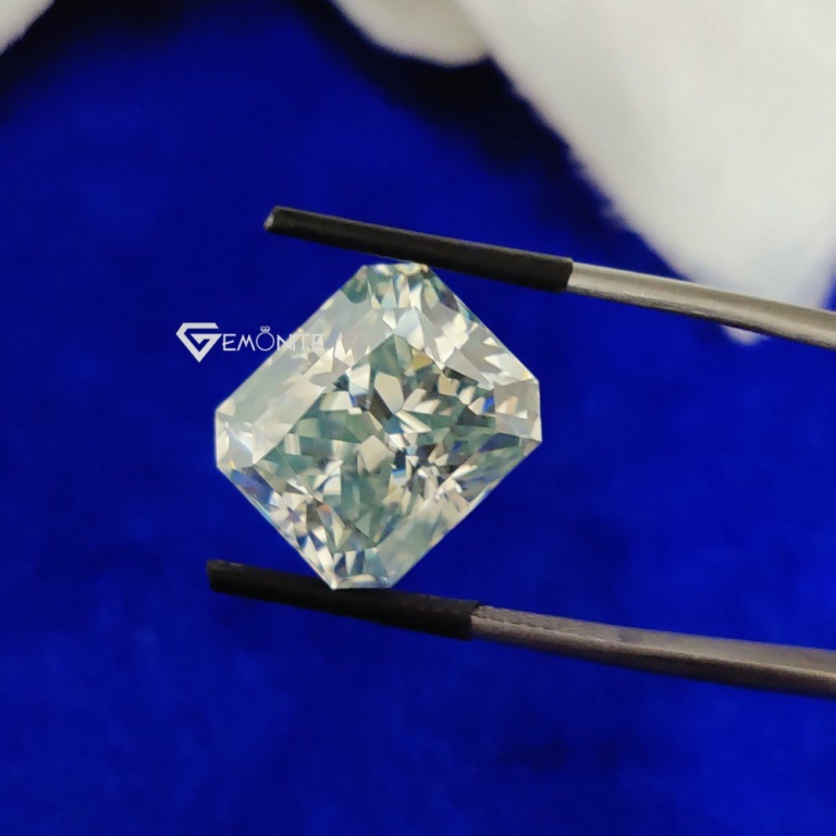 Radiant Cut Shape Light Green Loose Moissanite For Jewelry Radiant Cut Shape Light Green Loose Moissanite For Jewelry