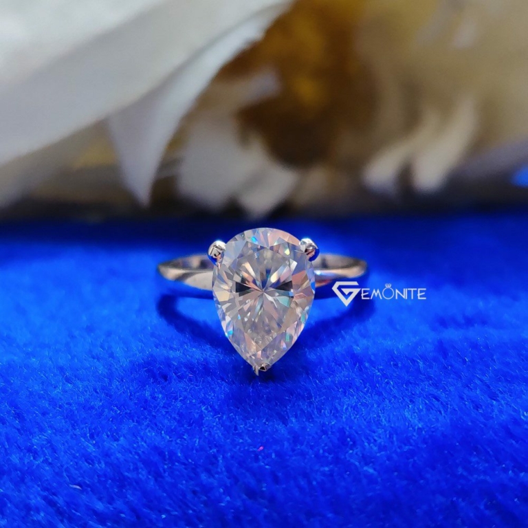 Special 3.0 Ct Pear Cut Colorless Moissanite Engagement Ring, Simple Solitaire Ring Special 3.0 Ct Pear Cut Colorless Moissanite Engagement Ring, Simple Solitaire Ring