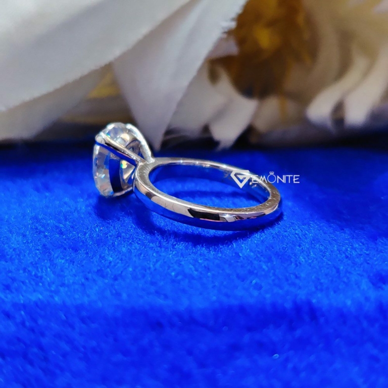 Special 3.0 Ct Pear Cut Colorless Moissanite Engagement Ring, Simple Solitaire Ring Special 3.0 Ct Pear Cut Colorless Moissanite Engagement Ring, Simple Solitaire Ring