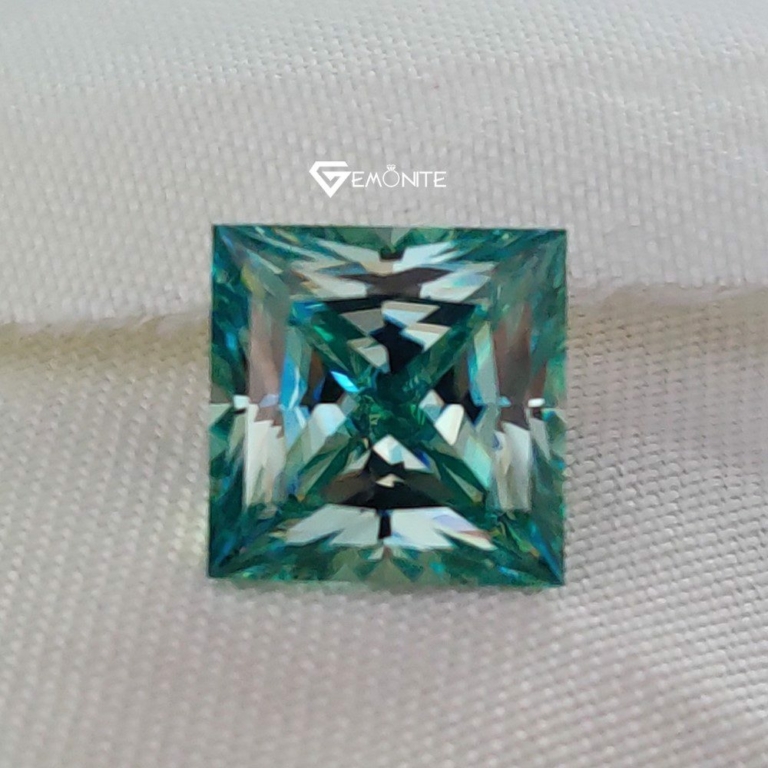 Princess Cut Shape Light Green Loose Moissanite For Jewelry Princess Cut Shape Light Green Loose Moissanite For Jewelry