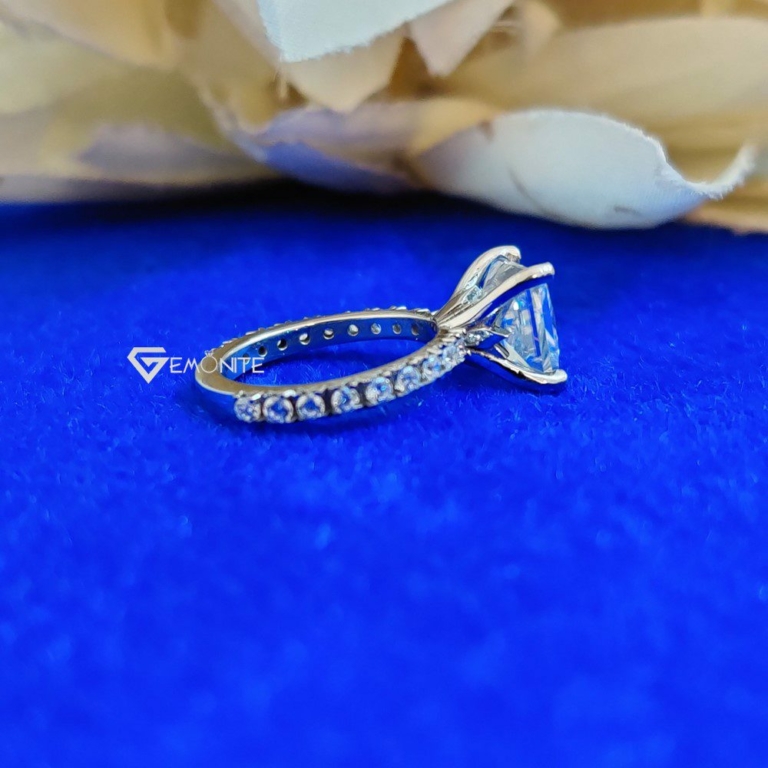 3.0 Ct (8.5 mm) Princess Cut Colorless Moissanite Engagement Ring, Beautiful Eternity Ring