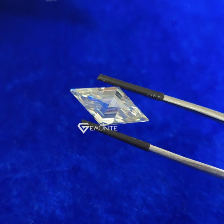 Lozenge Cut Shape Near Colorless Loose Moissanite For Jewelry