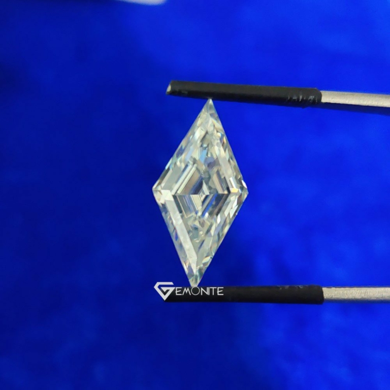 Lozenge Cut Shape Near Colorless Loose Moissanite For Jewelry